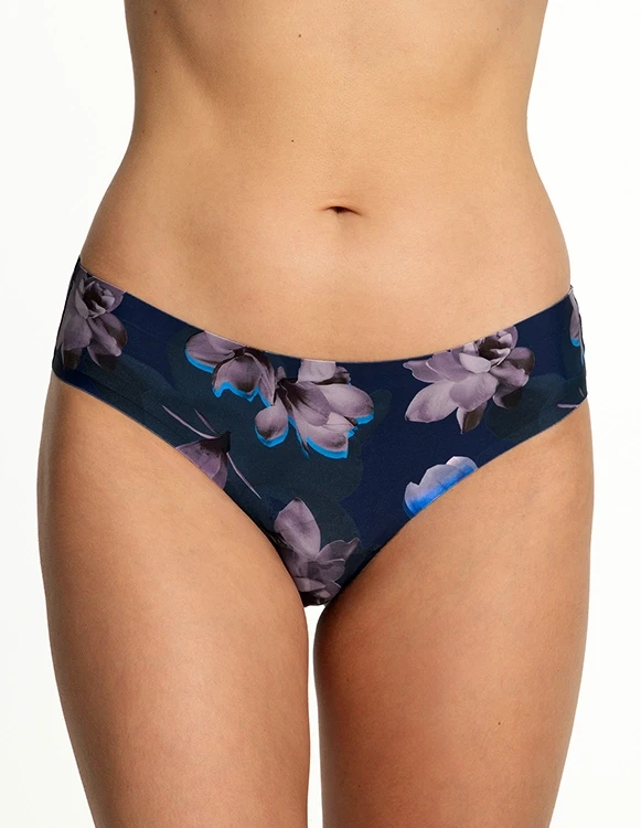 MAGNOLIA_BRASILIAN_3.webp